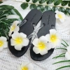 Dép kẹp xỏ ngón quai trong đính hoa sứ đi biển mùa hè - Nhiều màu sắc dễ thương, chỉ 26.000₫ 3