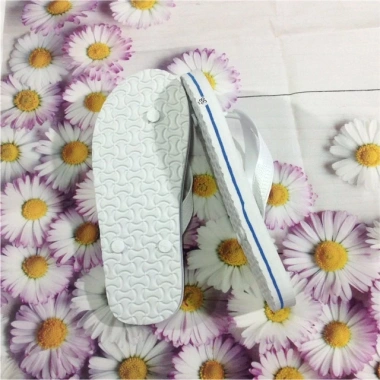 Dép Lào xốp trắng size 36-43 (phom nhỏ) giá siêu ưu đãi cho khách sạn