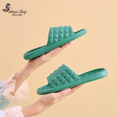 Dép lê xốp 4 mùa, hình ô vuông chống trượt - Đồ nhà tắm, văn phòng Minxu DEP03 24.190₫ 5
