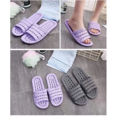 Dép lỗ trong nhà nhẹ hơn nhựa – siêu êm, thoáng khí, chống trượt, phù hợp spa, khách sạn – 39.000₫