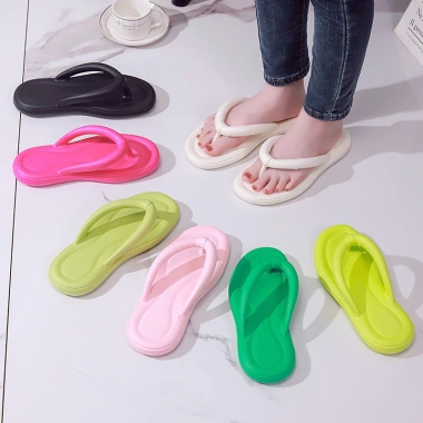 Dép Nhựa Mùa Lũ Xỏ Ngón Nữ Siêu Êm, Chân Thoải Mái, Chống Nước Trơn Trượt - 64.900₫