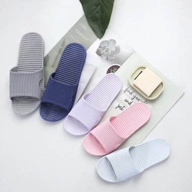 Dép nhựa nguyên khối nhẹ bền, chống trơn trượt, giá 10.999đ 2.067 Shop Cr7