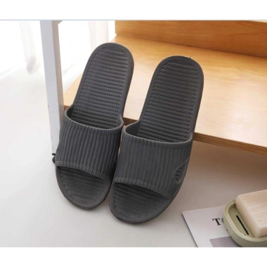 Dép nhựa nguyên khối nhẹ bền, chống trơn trượt, giá 10.999đ 2.067 Shop Cr7