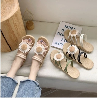 Dép Nữ Đi Biển Nhựa Hoa Cúc Xinh – Hot Trend 2.021 Giá Chỉ 59.000₫ 3