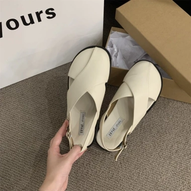 Dép Nữ Sandal Mũi Tròn Quai Chéo Đi Chơi Đến Biển Phong Cách Hàn Quốc SD82 143k