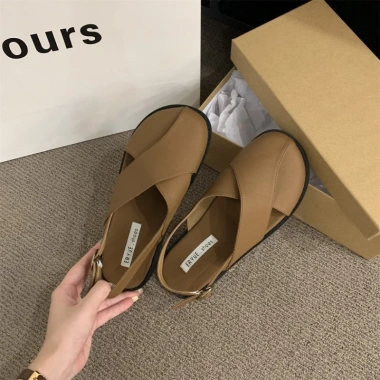 Dép Nữ Sandal Mũi Tròn Quai Chéo Đi Chơi Đến Biển Phong Cách Hàn Quốc SD82 143k