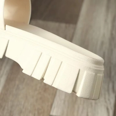 Dép quai ngang cao su gắn Nơ V nữ - mềm êm, chống trơn, chỉ 65.000₫