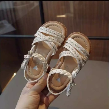 Dép quai Tết 22-35 bé gái cao cấp đính nơ - Đế mềm êm chân, thời trang mùa hè giá 220.000₫