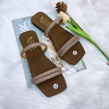 Dép San San XOÀN 3 Quai Đính Xoàn Mang Sáng Chân - 2 Màu Đen Bạc, Du Lịch 3