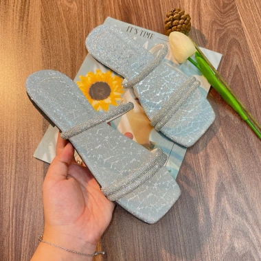 Dép San San XOÀN 3 Quai Đính Xoàn Mang Sáng Chân - 2 Màu Đen Bạc, Du Lịch 9