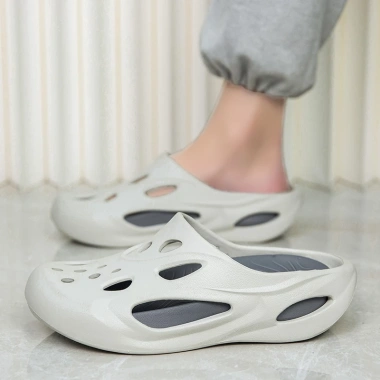 Dép sandal đục lỗ chống trượt phong cách thể thao thời trang nam - Đi biển mùa hè, 223.365₫ 9 Dép sandal đục lỗ chống trượt phong cách thể thao thời trang nam - Đi biển mùa hè, 223.365₫ 9