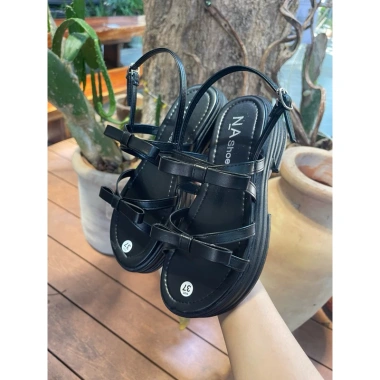Dép Sandal Nữ Kết Nơ Đế Cao 4-5cm - Đi Êm Chân, Phù Hợp Đi Học và Đi Làm B1 4 Dép Sandal Nữ Kết Nơ Đế Cao 4-5cm - Đi Êm Chân, Phù Hợp Đi Học và Đi Làm B1 4