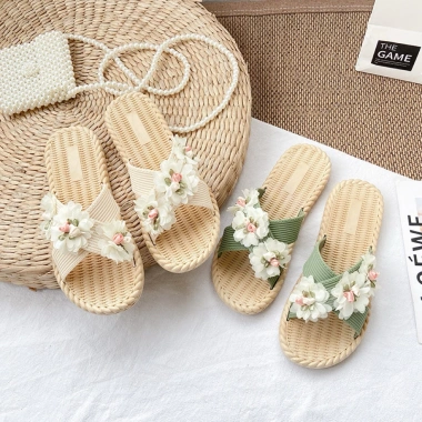 Dép sandal nữ mùa hè - Dép hoa đế bằng mới, Hàn Quốc, đi biển cute, chỉ 90.000₫