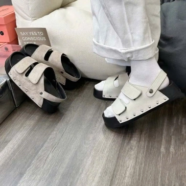 Dép Sandal Nữ Quai Hậu Đ01 Đế Cao 4-5cm Quai Nỉ Bản To Mới Chốt Đinh Giá 119k