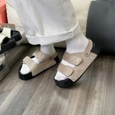 Dép Sandal Nữ Quai Hậu Đ01 Đế Cao 4-5cm Quai Nỉ Bản To Mới Chốt Đinh Giá 119k