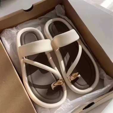 Dép sandal nữ tăng 1 size - Đế dày chống trượt, thoải mái, thời trang đi biển