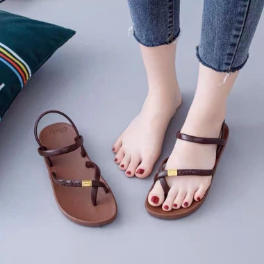 Dép sandal quai chéo cao su siêu bền, chống trơn trượt, đi biển, đi mưa TP202-1