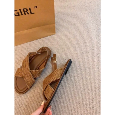 Dép sandal quai chéo vải bản da mềm, đế bệt đan chéo, quai cài điều chỉnh cho mùa summer đi biển 6 Dép sandal quai chéo vải bản da mềm, đế bệt đan chéo, quai cài điều chỉnh cho mùa summer đi biển 6