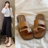 Dép thời trang nữ xỏ ngón EVA đế nhẹ, charm điệp, 2 màu trắng kem - đen, giảm còn 69k 3