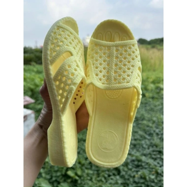 Dép tổ ong đa màu Loại 1, đế dày KI68, thích hợp nhà, văn phòng, du lịch - 34.000₫