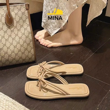 Dép Tông Gắn Hoa Thời Trang Nữ Đi Biển 2.025 - Kẹp Đẹp MINA Giá 49.500₫