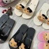 Dép tông gấu Heloki cute xinh, thích hợp đi trong nhà và đi biển, giá 72.000đ 2