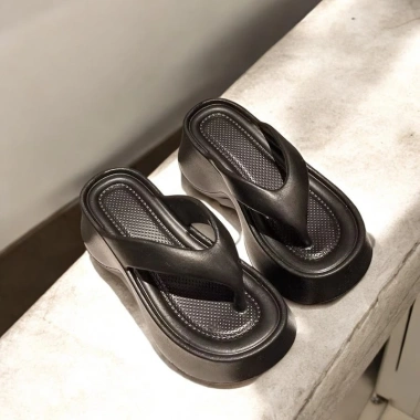 Dép Tông Kẹp Đế Độn 6cm - Dép xỏ ngón thời trang 2.025, đi biển, giá 80.000₫ 3 Dép Tông Kẹp Đế Độn 6cm - Dép xỏ ngón thời trang 2.025, đi biển, giá 80.000₫ 3