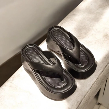 Dép Tông Kẹp Đế Độn 6cm - Dép xỏ ngón thời trang 2.025, đi biển, giá 80.000₫