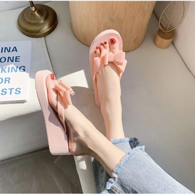 Dép tông kẹp xỏ ngón nữ tăng 5cm đi biển dạo phố DN20 3 màu 88.000 VND