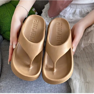 Dép tông nữ đi biển SUPERME cao cấp 2.024 Eva xỏ ngón, 3 màu cá tính, giảm còn 72.000₫