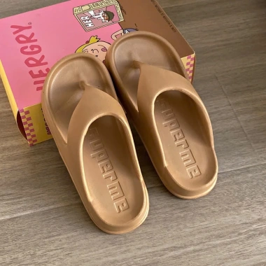 Dép tông nữ đi biển SUPERME cao cấp 2.024 Eva xỏ ngón, 3 màu cá tính, giảm còn 72.000₫