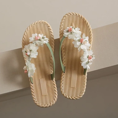 Dép tông nữ giả còi charm hoa cực xinh, dễ phối đồ, thời trang đi biển, giảm giá 69k