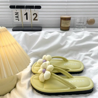 Dép tông xỏ ngón đính hoa pastel đi biển đế dẻo êm chân tiểu thư QCCC 63.200₫ 6