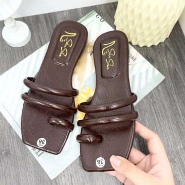 Dép XỎ 2 Quai San San - Dép lê đế bệt nữ quai ngang xỏ ngón, êm chân, đi chơi du lịch tiệc tùng, chỉ 70.000₫ 6 Dép XỎ 2 Quai San San - Dép lê đế bệt nữ quai ngang xỏ ngón, êm chân, đi chơi du lịch tiệc tùng, chỉ 70.000₫ 6