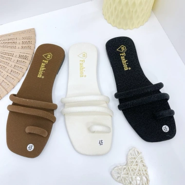 Dép XỎ 2 Quai San San - Dép lê đế bệt nữ quai ngang xỏ ngón, êm chân, đi chơi du lịch tiệc tùng, chỉ 70.000₫ 9 Dép XỎ 2 Quai San San - Dép lê đế bệt nữ quai ngang xỏ ngón, êm chân, đi chơi du lịch tiệc tùng, chỉ 70.000₫ 9