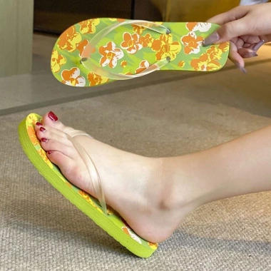 Dép Xỏ Ngón Đế Hoa Màu Sắc, Dép Tông Đi Biển Chống Trơn, Siêu Mềm Giá 36.900 VND 8 Dép Xỏ Ngón Đế Hoa Màu Sắc, Dép Tông Đi Biển Chống Trơn, Siêu Mềm Giá 36.900 VND 8