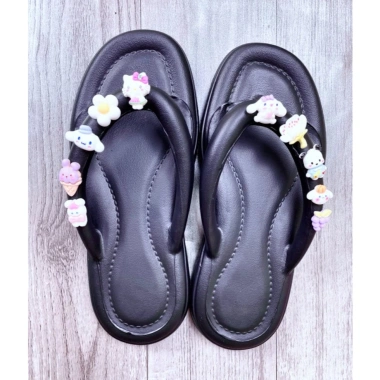 Dép xỏ ngón Eva charm cute ngẫu nhiên, mềm êm, đàn hồi, đi chơi biển - 59.000đ