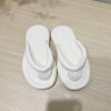 Dép xỏ ngón kèm charm hoạt hình - Dép kẹp siêu hot, siêu xinh đi biển, giá 48.500₫ 3