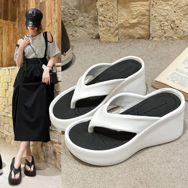 Dép Xỏ Ngón Nữ Đế Cao 9cm Tôn Dáng, Đế Chống Trượt Size 35-40 - Giá Chỉ 119.000