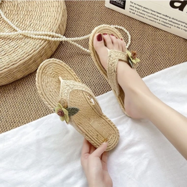 Dép xỏ ngón nữ DN64 đế bệt, chống thấm nước, không trơn trượt, vân cói đính hoa - 79k 4