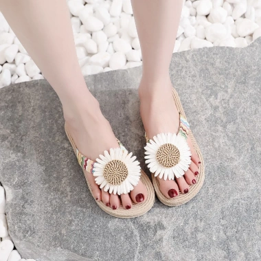 Dép xỏ ngón nữ giả cói hoa cúc cao 5cm và 3cm, đi biển siêu thích, giá 109k