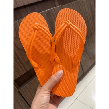 Dép Xỏ Ngón Quai Đôi Basic Nữ - Đế Mềm Không Đau Chân, Giá 35.500 VND