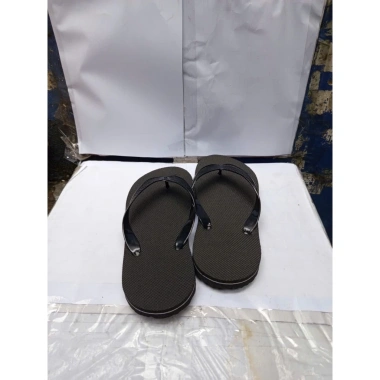 Dép xốp khách sạn đen size 36-43 nhẹ thoáng khí, mua 4 tặng 1 cùng loại