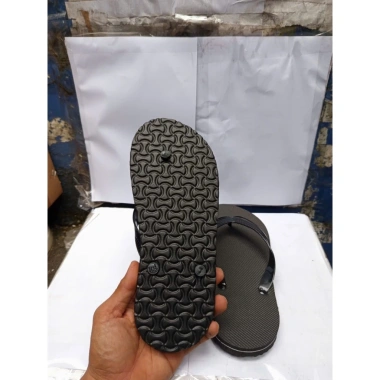 Dép xốp khách sạn đen size 36-43 nhẹ thoáng khí, mua 4 tặng 1 cùng loại 5 Dép xốp khách sạn đen size 36-43 nhẹ thoáng khí, mua 4 tặng 1 cùng loại 5