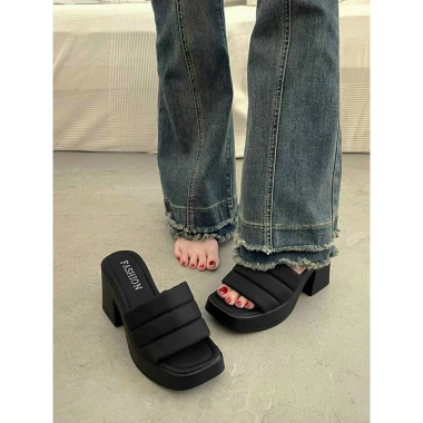 Dép xuồng NS1 3 sọc đế nhựa PU cao 8 cm - Bonita Shoes PU018 bền đẹp giá ưu đãi 5 Dép xuồng NS1 3 sọc đế nhựa PU cao 8 cm - Bonita Shoes PU018 bền đẹp giá ưu đãi 5
