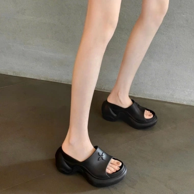 Dépp nữ cao gót ND đúc nguyên khối - Đế 9cm sang trọng, thoải mái, giá chỉ 95.400₫