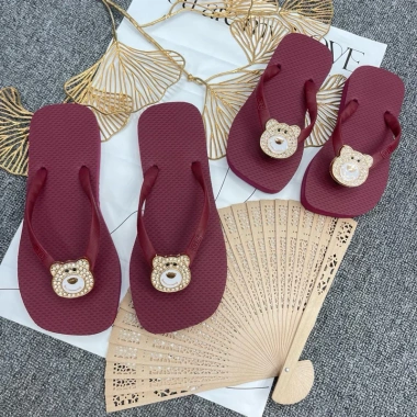 Dépp Tông Lào Gấu Đính Đá - Xỏ Ngón Đẹp, Du Lịch Mưa Ngoài Trời - 48,999₫ 10 Dépp Tông Lào Gấu Đính Đá - Xỏ Ngón Đẹp, Du Lịch Mưa Ngoài Trời - 48,999₫ 10