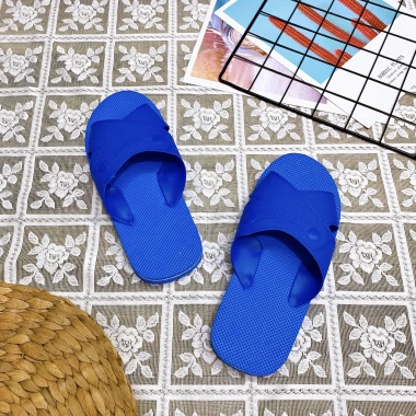 Dépxốp quai ngang TT386 - Phom tăng 2 size, nam nữ, đi trong nhà, 15.900₫ 9 Dépxốp quai ngang TT386 - Phom tăng 2 size, nam nữ, đi trong nhà, 15.900₫ 9