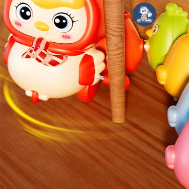 Đồ chơi vặn cót gà nối đuôi GutyKids – ABS an toàn, xoay 360°, siêu vui cho bé từ 1 tuổi – 42.000₫