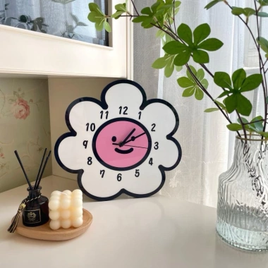 Đồng Hồ Bông Hoa Viền Đen Siêu Chill Dễ Thương - Decor CMĐH06 Giá 156.750₫